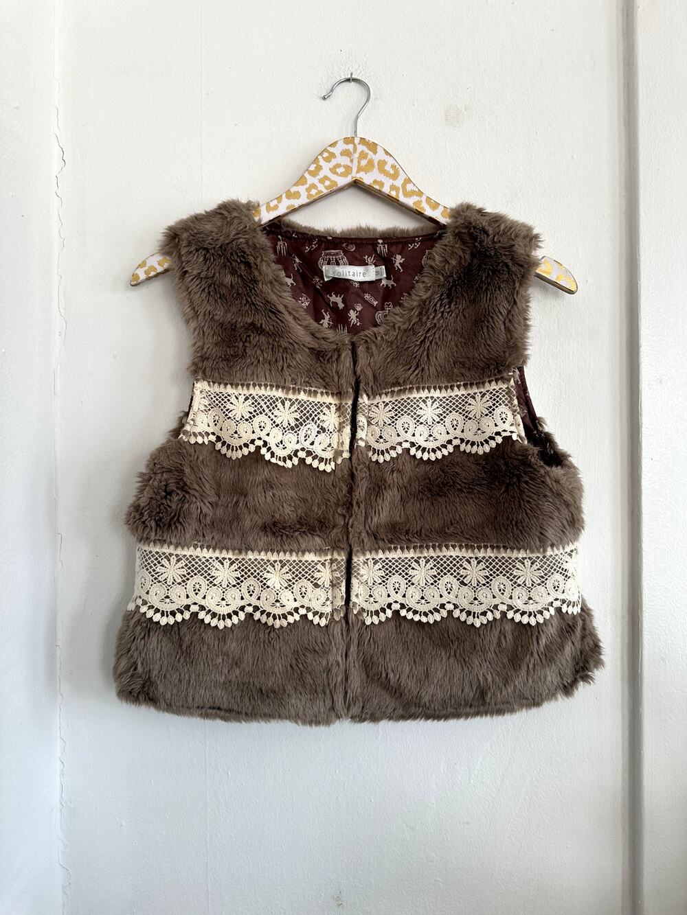 SOLITARE Women's Faux Fur Lace Vest | Size Medium